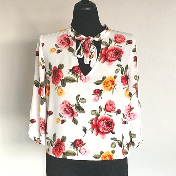 Necktie Floral Top | Multicolor Roses 🌹💐 - Picture 8 of 8